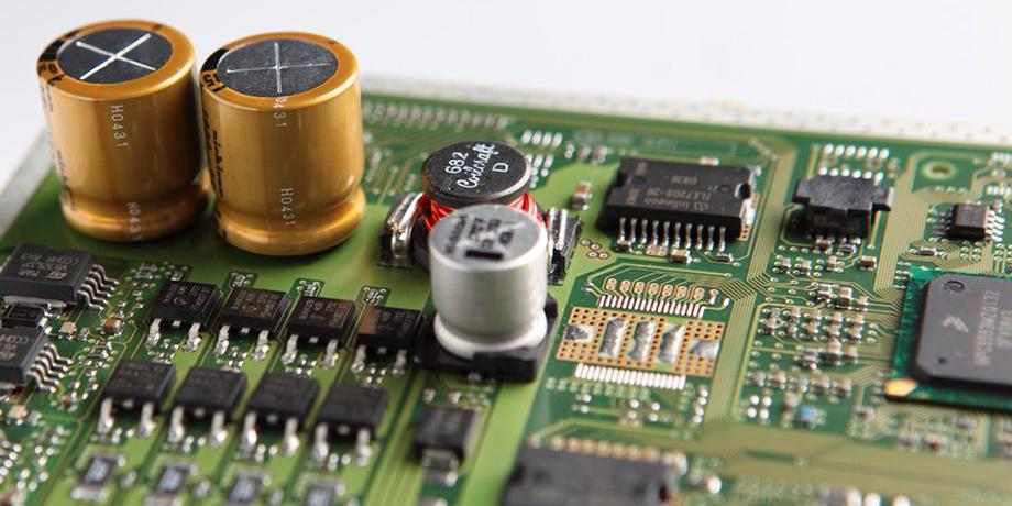 تشخیص خرابی ECU خودرو